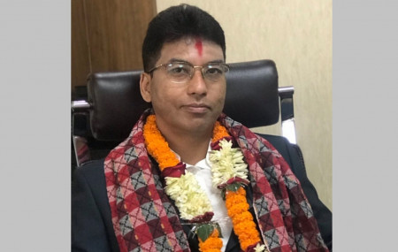 बैंकका सिइओ संजीव मानन्धर
